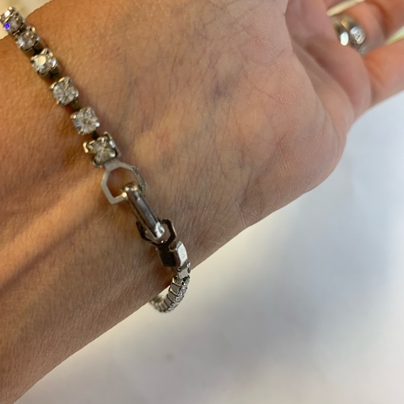 Diamanté Tennis Bracelet ❤️ Free with any Purchase - Picture 3 of 7